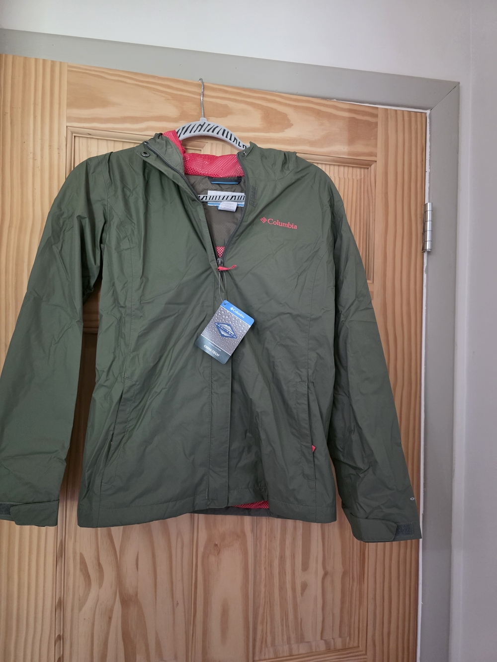 Columbia Olive Green Rain Jacket with Pink Accent
